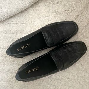 Vionic Sellah Loafer